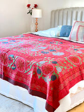 Load image into Gallery viewer, SUZANI Kantha