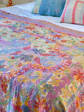 Load image into Gallery viewer, SUZANI Kantha