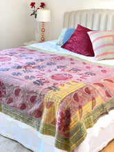 Load image into Gallery viewer, SUZANI Kantha