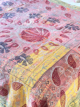 Load image into Gallery viewer, SUZANI Kantha