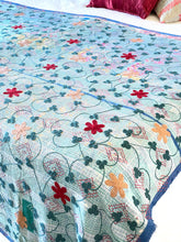 Load image into Gallery viewer, SUZANI Kantha