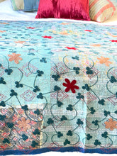 Load image into Gallery viewer, SUZANI Kantha