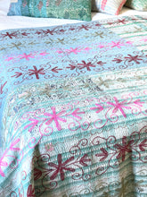 Load image into Gallery viewer, SUZANI Kantha