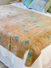 Load image into Gallery viewer, SUZANI Kantha