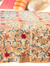 Load image into Gallery viewer, SUZANI Kantha