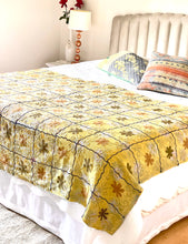 Load image into Gallery viewer, SUZANI Kantha