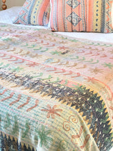 Load image into Gallery viewer, SUZANI Kantha