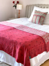 Load image into Gallery viewer, Vintage Sari kantha Quilt