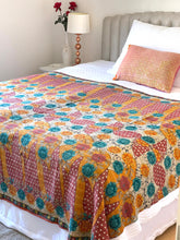 Load image into Gallery viewer, Vintage Sari kantha Quilt