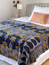 Load image into Gallery viewer, Vintage Sari kantha Quilt