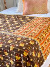 Load image into Gallery viewer, Vintage Sari kantha Quilt