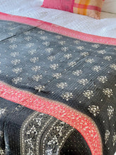 Load image into Gallery viewer, Vintage Sari kantha Quilt