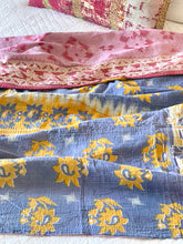 Load image into Gallery viewer, Vintage Sari kantha Quilt