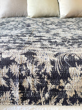 Load image into Gallery viewer, Kantha Bedcover 225cmX275cm