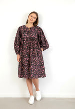 Load image into Gallery viewer, Titli Cotton Dress