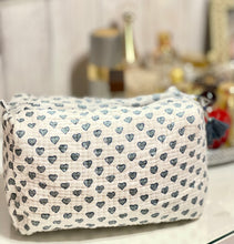 Load image into Gallery viewer, Toiletry Bags 3pcs set