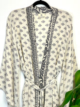 Load image into Gallery viewer, Vintage Sari Kimono Long