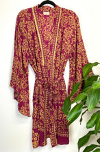 Load image into Gallery viewer, Vintage Sari Kimono Short