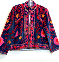 Load image into Gallery viewer, Velvet Suzani Jacket (Short)