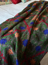 Load image into Gallery viewer, SUZANI Kantha