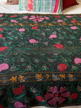 Load image into Gallery viewer, SUZANI Kantha