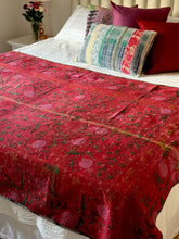 Load image into Gallery viewer, SUZANI Kantha
