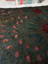 Load image into Gallery viewer, SUZANI Kantha