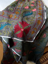 Load image into Gallery viewer, SUZANI Kantha