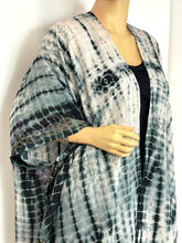 Load image into Gallery viewer, Tie Dye Kimono Duster