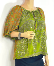 Load image into Gallery viewer, Bella Silk Top