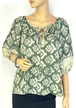 Load image into Gallery viewer, Bella Silk Top