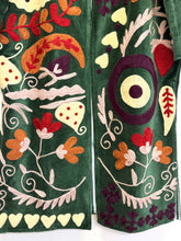 Load image into Gallery viewer, Velvet Suzani Long Jacket