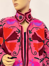Load image into Gallery viewer, Velvet Suzani Long Jacket
