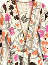 Load image into Gallery viewer, Kantha Suzani Jacket