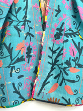 Load image into Gallery viewer, Kantha Suzani Jacket