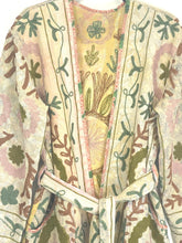 Load image into Gallery viewer, Kantha Suzani Jacket