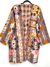 Load image into Gallery viewer, Kantha Suzani Jacket