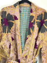 Load image into Gallery viewer, Kantha Suzani Coat