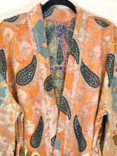 Load image into Gallery viewer, Kantha Suzani Coat