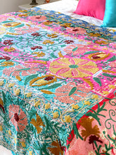 Load image into Gallery viewer, SUZANI Kantha