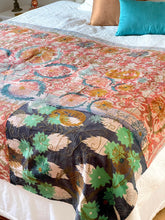 Load image into Gallery viewer, SUZANI Kantha
