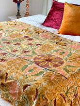 Load image into Gallery viewer, SUZANI Kantha