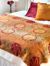 Load image into Gallery viewer, SUZANI Kantha
