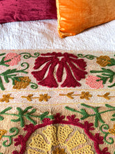 Load image into Gallery viewer, SUZANI Kantha
