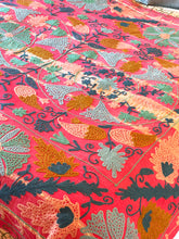 Load image into Gallery viewer, SUZANI Kantha