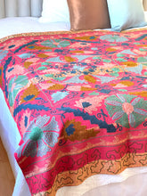 Load image into Gallery viewer, SUZANI Kantha