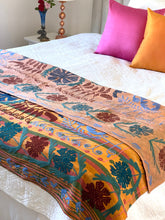 Load image into Gallery viewer, SUZANI Kantha