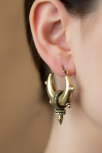 Load image into Gallery viewer, Brass Jewellery