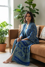 Load image into Gallery viewer, Vintage Sari Kimono Long