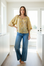 Load image into Gallery viewer, Bella Silk Top